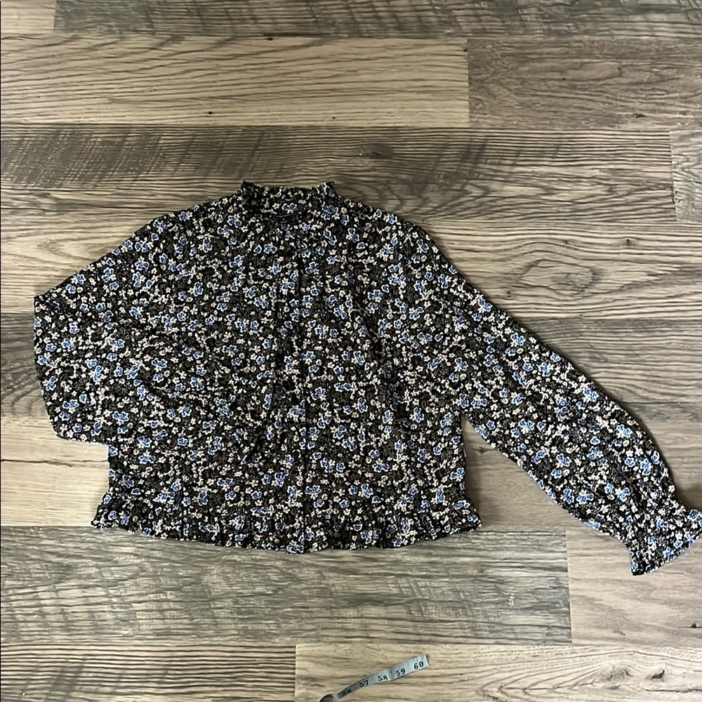 41 Hawthorne Miley ruffle‎ trim button up blouse womens size small black floral.